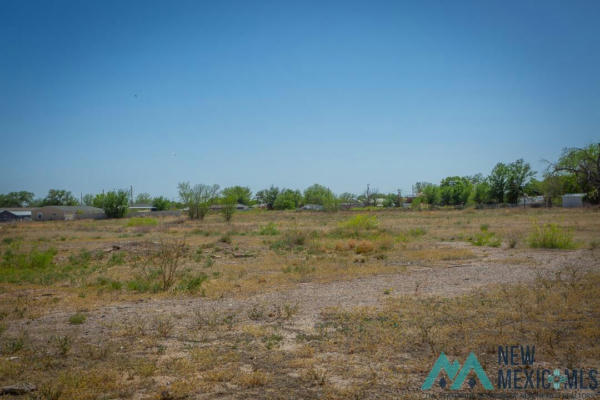 402 E COUNTRY CLUB RD, ROSWELL, NM 88201, photo 4 of 7