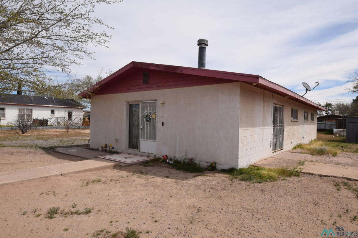 1013 S SILVER AVE, DEMING, NM 88030, photo 1 of 41