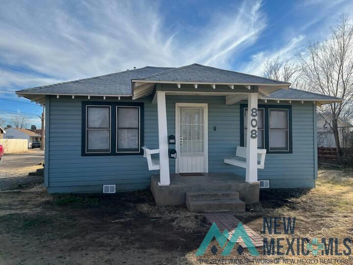 808 W DEMING ST, ROSWELL, NM 88203, photo 1 of 21